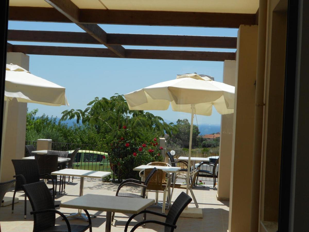 Livadaki Village Hotel Skala  Exterior photo